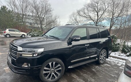 Toyota Land Cruiser 200, 2017 год, 6 780 000 рублей, 16 фотография
