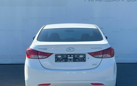 Hyundai Elantra V, 2013 год, 957 000 рублей, 4 фотография