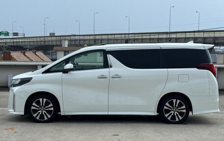 Toyota Alphard III, 2022 год, 3 200 000 рублей, 11 фотография