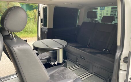 Volkswagen Multivan T5, 2015 год, 3 100 000 рублей, 23 фотография