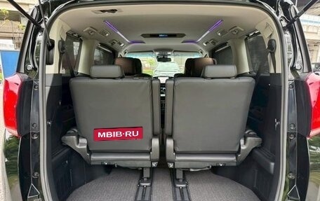 Toyota Alphard III, 2022 год, 3 200 000 рублей, 29 фотография