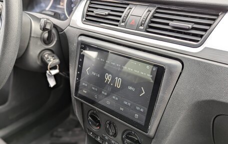 Skoda Rapid I, 2015 год, 950 000 рублей, 23 фотография