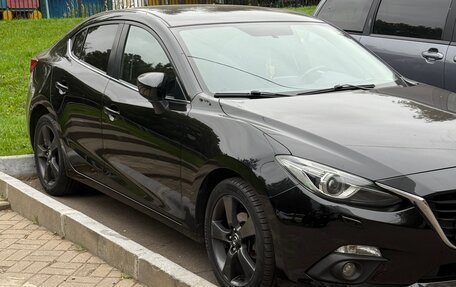 Mazda 3, 2015 год, 1 111 111 рублей, 2 фотография