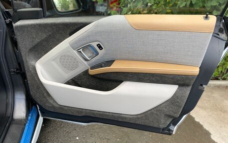 BMW i3 I01 рестайлинг, 2015 год, 1 450 000 рублей, 14 фотография