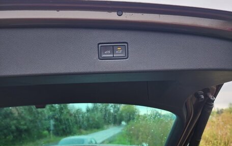 Volkswagen Tiguan II, 2020 год, 3 000 000 рублей, 12 фотография
