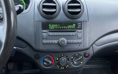 Chevrolet Aveo III, 2010 год, 300 000 рублей, 4 фотография