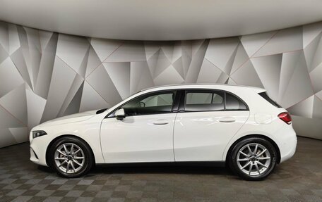 Mercedes-Benz A-Класс, 2019 год, 2 095 000 рублей, 5 фотография