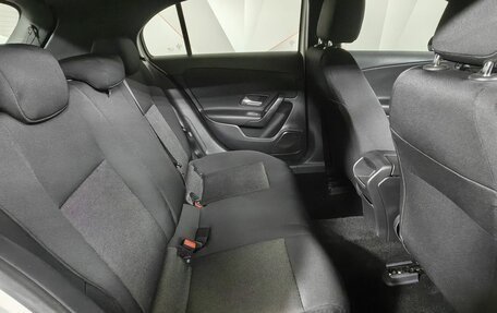 Mercedes-Benz A-Класс, 2019 год, 2 095 000 рублей, 12 фотография