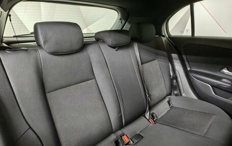 Mercedes-Benz A-Класс, 2019 год, 2 095 000 рублей, 13 фотография