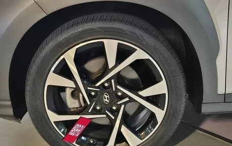 Hyundai Kona I, 2022 год, 2 015 000 рублей, 5 фотография