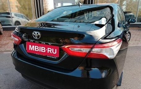 Toyota Camry, 2021 год, 2 799 000 рублей, 11 фотография