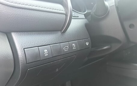 Toyota Camry, 2021 год, 2 799 000 рублей, 18 фотография