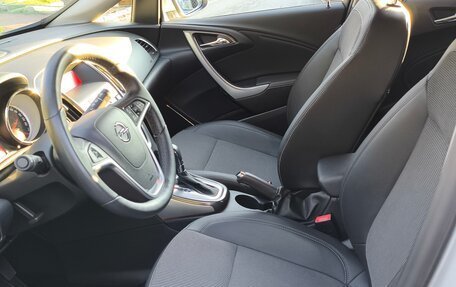 Opel Astra J, 2011 год, 1 300 000 рублей, 16 фотография