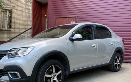 Renault Logan II, 2019 год, 1 069 000 рублей, 4 фотография