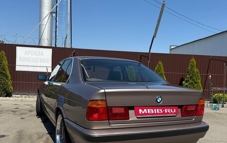 BMW 5 серия, 1989 год, 700 000 рублей, 3 фотография