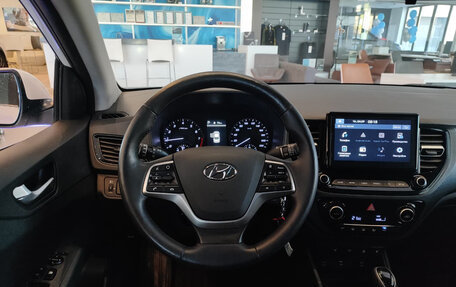 Hyundai Solaris II рестайлинг, 2021 год, 1 740 000 рублей, 10 фотография