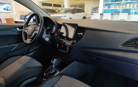 Hyundai Solaris II рестайлинг, 2021 год, 1 740 000 рублей, 13 фотография