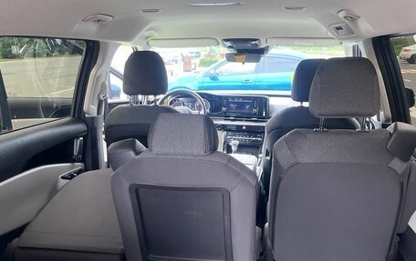 KIA Carnival, 2021 год, 2 899 000 рублей, 19 фотография