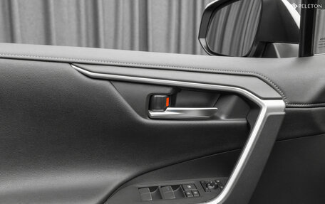 Toyota RAV4, 2020 год, 3 190 000 рублей, 20 фотография