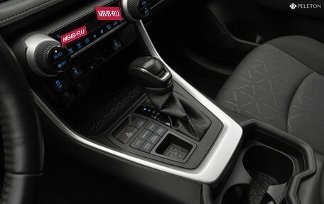 Toyota RAV4, 2020 год, 3 190 000 рублей, 16 фотография