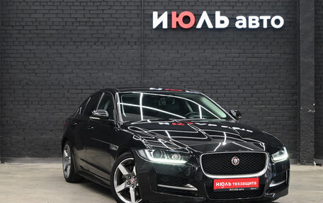 Jaguar XE I рестайлинг, 2018 год, 2 450 000 рублей, 3 фотография