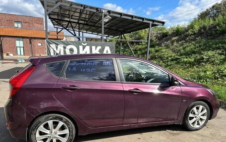 Hyundai Solaris II рестайлинг, 2011 год, 650 000 рублей, 6 фотография