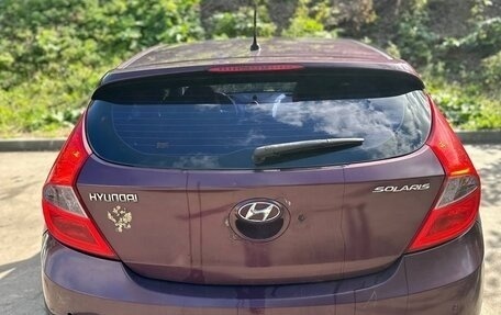 Hyundai Solaris II рестайлинг, 2011 год, 650 000 рублей, 5 фотография