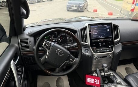 Toyota Land Cruiser 200, 2018 год, 6 520 000 рублей, 15 фотография