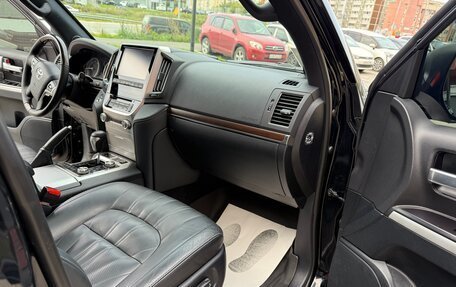 Toyota Land Cruiser 200, 2018 год, 6 520 000 рублей, 19 фотография