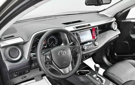 Toyota RAV4, 2019 год, 2 495 000 рублей, 8 фотография