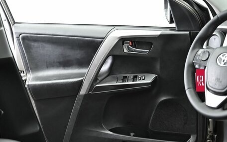 Toyota RAV4, 2019 год, 2 495 000 рублей, 7 фотография