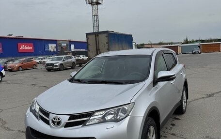 Toyota RAV4, 2013 год, 1 700 000 рублей, 2 фотография