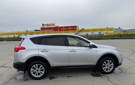 Toyota RAV4, 2013 год, 1 700 000 рублей, 10 фотография