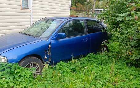Mitsubishi Colt VI рестайлинг, 2000 год, 50 000 рублей, 2 фотография