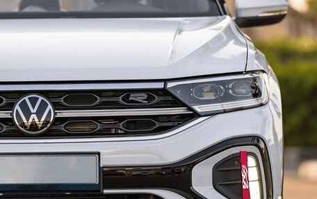 Volkswagen T-Roc I, 2023 год, 2 499 200 рублей, 4 фотография