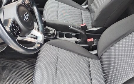 KIA Rio IV, 2019 год, 1 235 000 рублей, 10 фотография