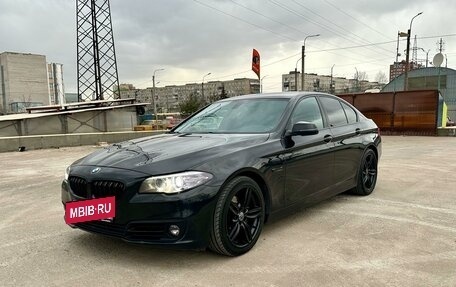 BMW 5 серия, 2015 год, 2 000 000 рублей, 7 фотография