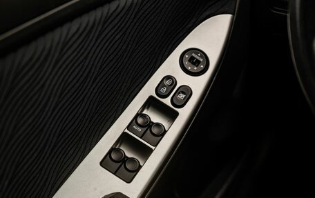 Hyundai Solaris II рестайлинг, 2011 год, 890 000 рублей, 23 фотография