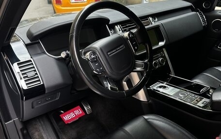 Land Rover Range Rover IV рестайлинг, 2017 год, 5 500 000 рублей, 10 фотография