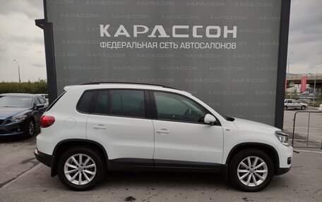 Volkswagen Tiguan I, 2015 год, 1 680 000 рублей, 4 фотография