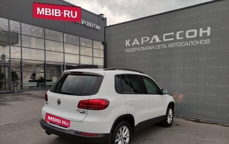 Volkswagen Tiguan I, 2015 год, 1 680 000 рублей, 2 фотография