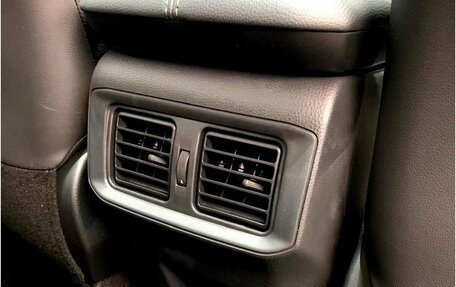 Toyota RAV4, 2025 год, 4 630 000 рублей, 13 фотография