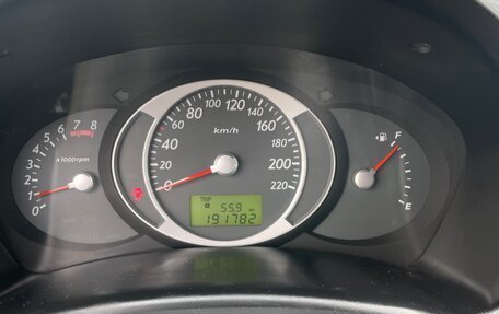 Hyundai Tucson III, 2008 год, 800 000 рублей, 24 фотография