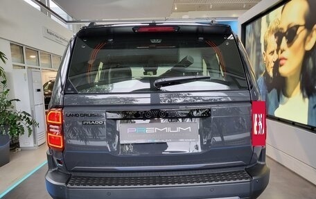 Toyota Land Cruiser Prado, 2024 год, 8 698 000 рублей, 5 фотография