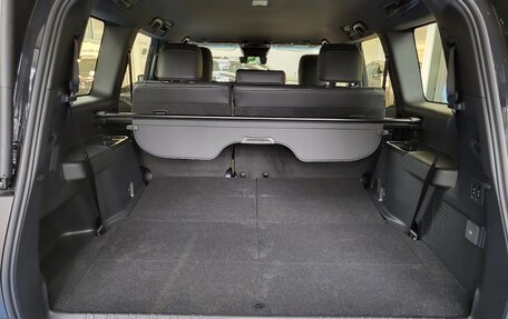 Toyota Land Cruiser Prado, 2024 год, 8 698 000 рублей, 30 фотография
