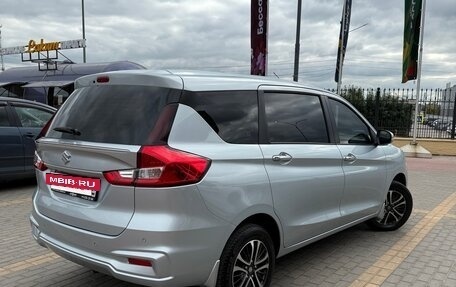 Suzuki Ertiga II, 2023 год, 2 300 000 рублей, 6 фотография