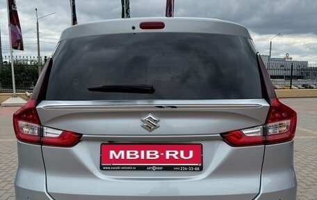 Suzuki Ertiga II, 2023 год, 2 300 000 рублей, 9 фотография
