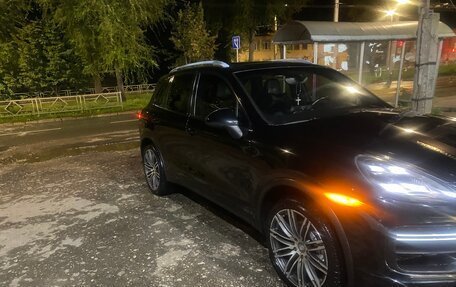 Porsche Cayenne III, 2011 год, 3 000 000 рублей, 4 фотография