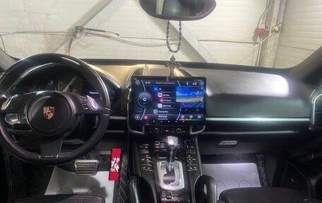 Porsche Cayenne III, 2011 год, 3 000 000 рублей, 7 фотография