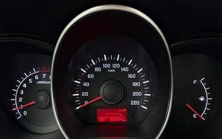 KIA Rio III рестайлинг, 2017 год, 900 000 рублей, 13 фотография